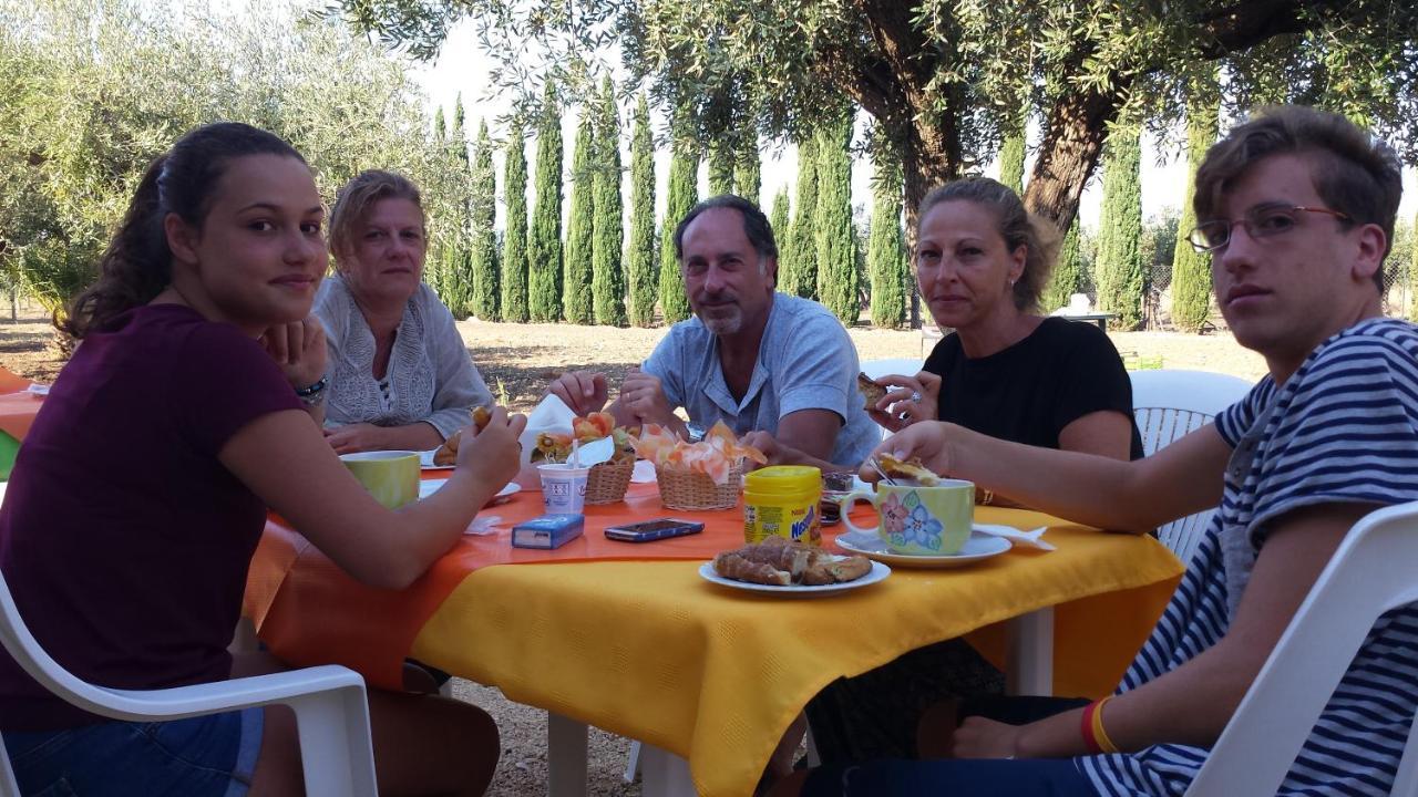 Hotel Camping A Selinunte à Marinella di Selinunte Extérieur photo